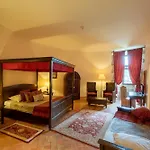 Hotel Chateau Des Ducs De Joyeuse, Bw Signature Collection 4*
