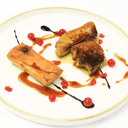 מלון Chateau Des Ducs De Joyeuse, Bw Signature Collection 4*