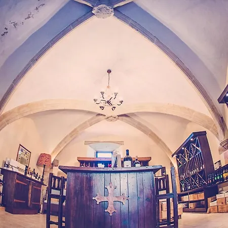 Otel Chateau Des Ducs De Joyeuse, Bw Signature Collection