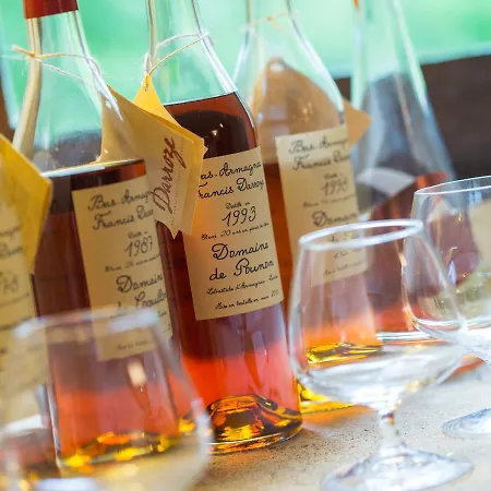 Chateau Des Ducs De Joyeuse, Bw Signature Collection Couiza