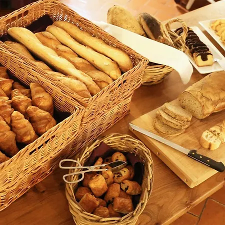 Otel Chateau Des Ducs De Joyeuse, Bw Signature Collection