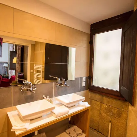 Chateau Des Ducs De Joyeuse, Bw Signature Collection Hotel Couiza