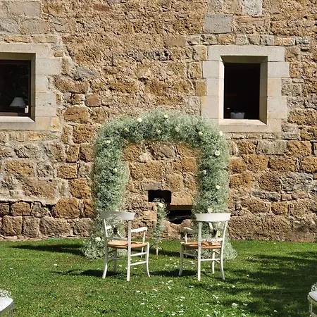 Chateau Des Ducs De Joueuse, Bw Signature Collection Hotel