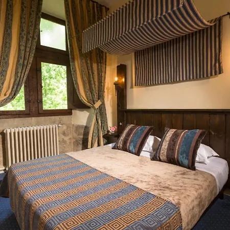 Hotel Chateau Des Ducs De Joueuse, Bw Signature Collection