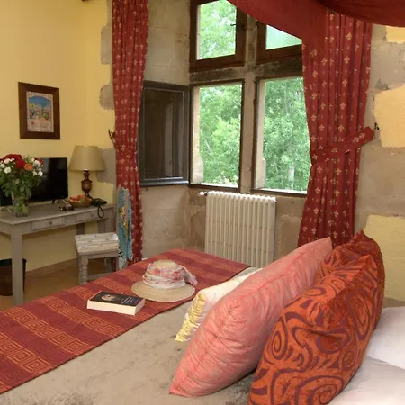 Chateau Des Ducs De Joueuse, Bw Signature Collection 4* Couiza