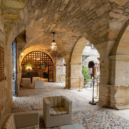 Chateau Des Ducs De Joyeuse, Bw Signature Collection 4*