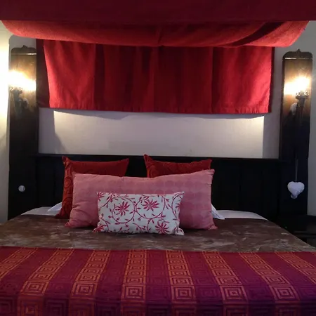 Chateau Des Ducs De Joyeuse, Bw Signature Collection 库伊扎